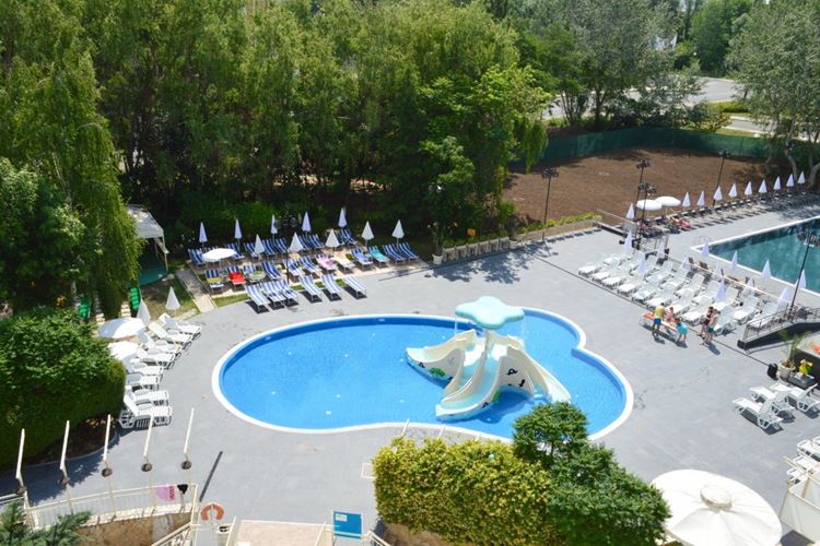 hotels-bulharsko-oblast-burgas-slunecne-pobrezi-aquamarine-4-baseyn-1