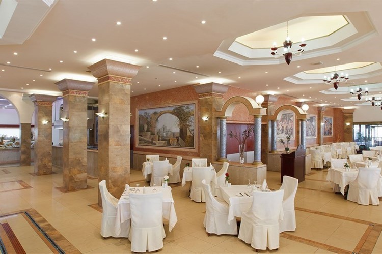 Palace-Main-Restaurant-2