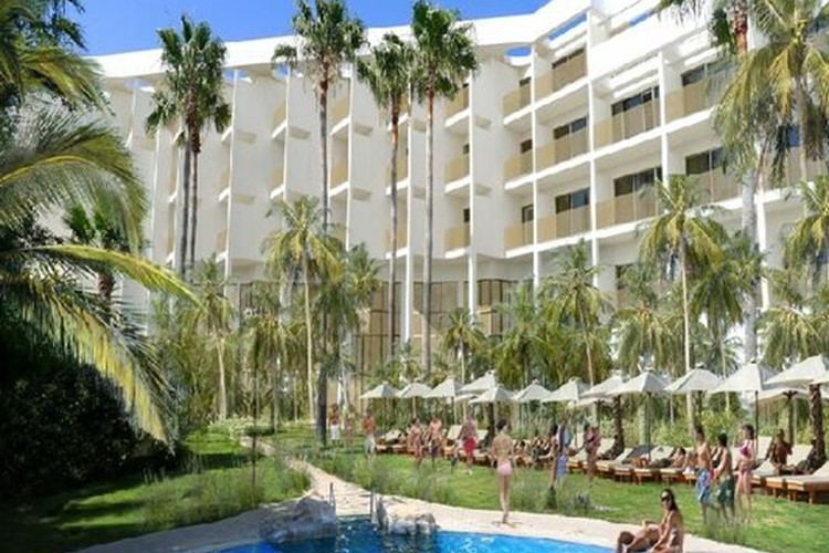 Small-hotelimages-leonardo-laura-beach-splash-resort-281764-2