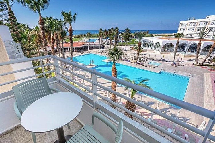 hotels-kypr-zapadni-kypr-pafos-louis-phaethon-beach-kypr-kypr-paphos-louis-phaethon-beach-a-waterpark-10_800x2000