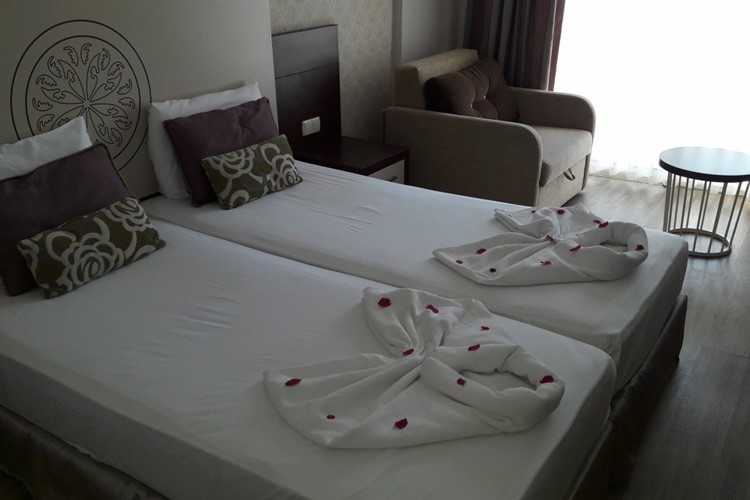 478157-side-alegria-hotel-spa-ex-holiday-point-resort