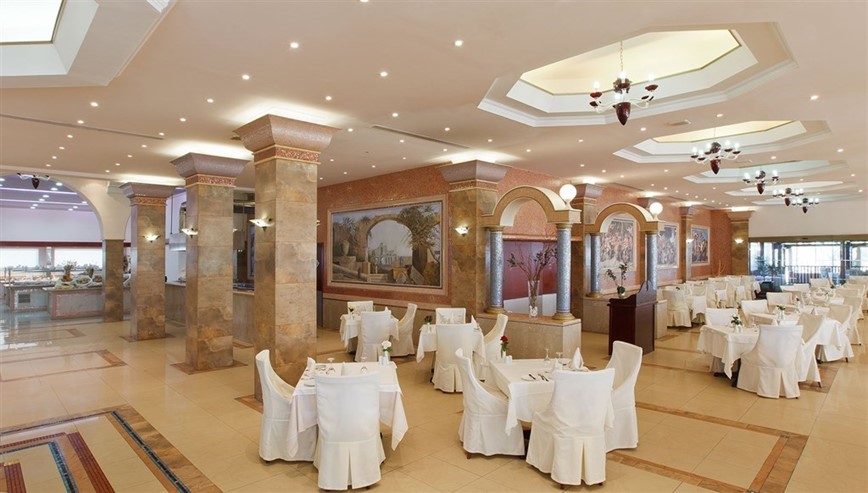 Palace-Main-Restaurant-2