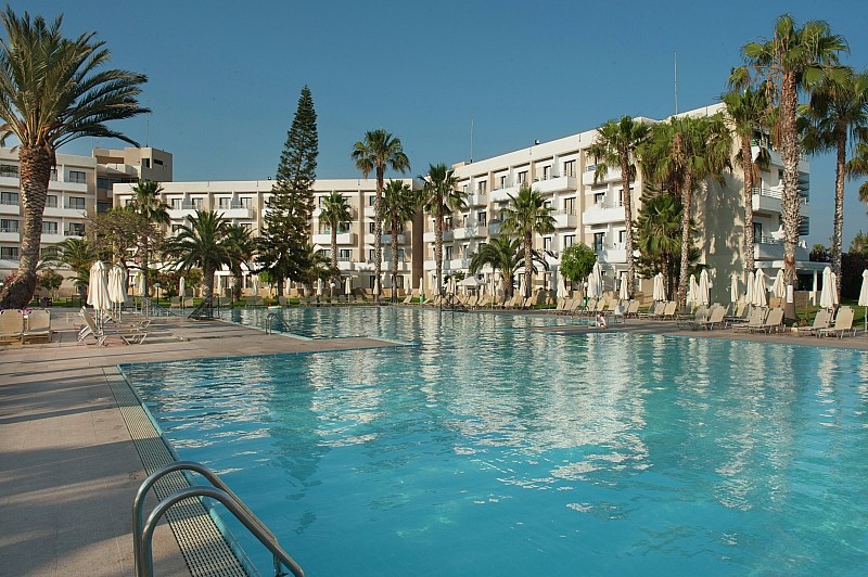 hotels-kypr-zapadni-kypr-pafos-louis-phaethon-beach-kypr-paphos-paphos-louis-phaethon-beach-0_800x2000