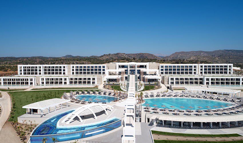 Mayia-Exclusive-Resort-&-Spa-pool-view-(3)