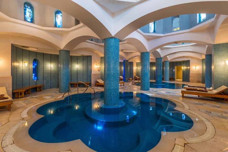 spa-indoor-pool